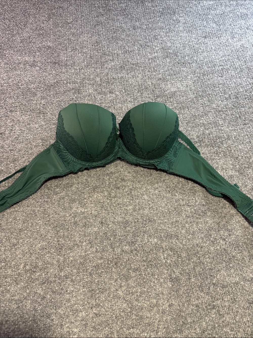 Women's Emerald Green Lace-Trim Push-Up Bra